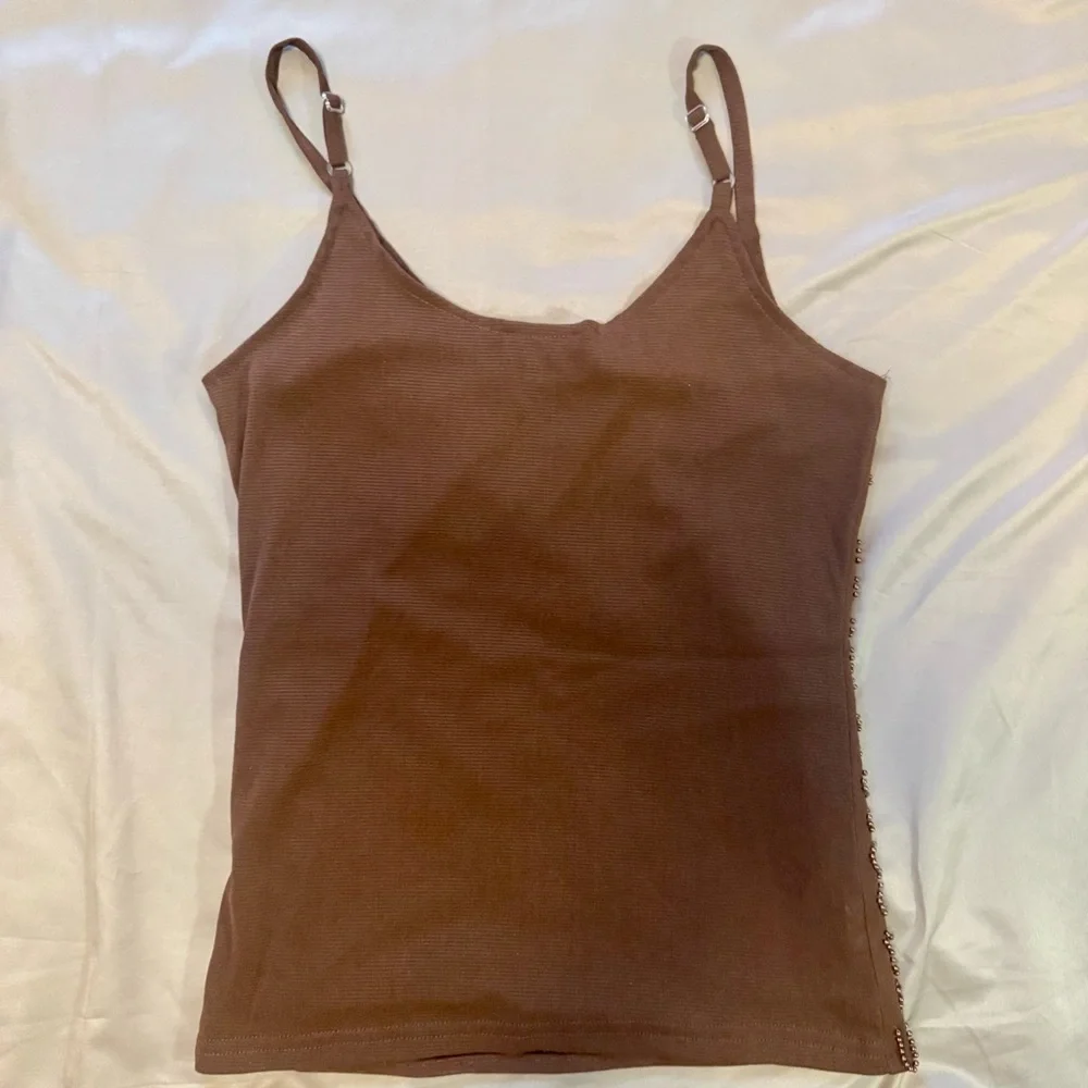 Brown Sequin Embellished Sleeveless Tank Top - Picture 3 of 7